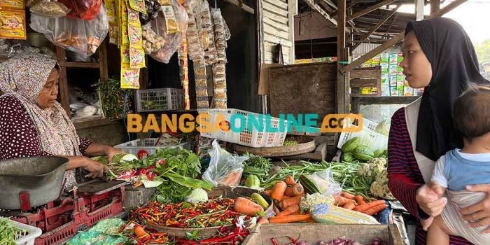 fluktuasi-harga-sembako-surabaya-hari-ini-cabai-besar-naik-bawang-merah-dan-rawit-melorot