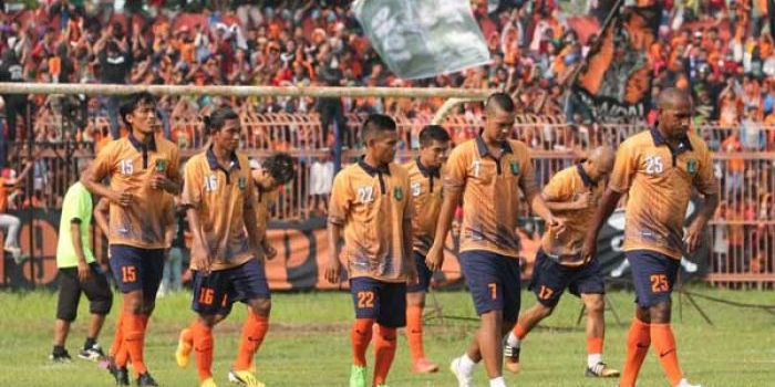 Para pemain Persibo saat berlaga di stadion Letjen H Soedirman Bojonegoro pada tahun 2016 lalu.