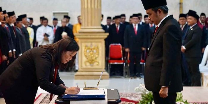pemkab-jember-rotasi-352-pejabat-eselon-dan-serahkan-17-sk-pelaksana-tugas