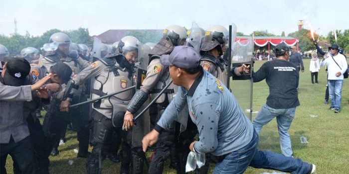 Simulasi Sispamkota yang digelar Polres Madiun Kota.
