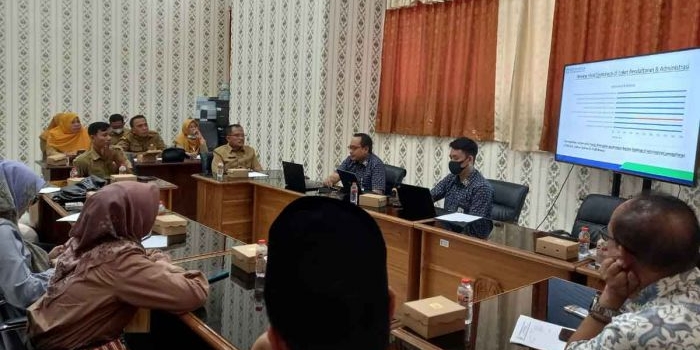 Suasana rapat kerja Komisi IV DPRD Situbondo bersama dinas kesehatan dan 3 direktur rumah sakit umum daerah setempat.