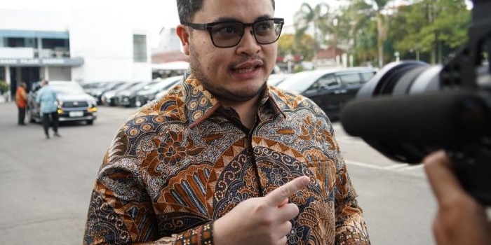 info-dari-bupati-boarding-pass-bandara-dhoho-bisa-ditukar-diskon-hotel-hingga-tiket-wisata-gratis