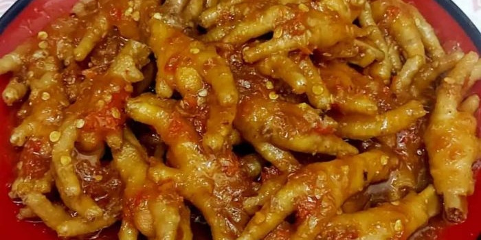 Ceker Pedas.