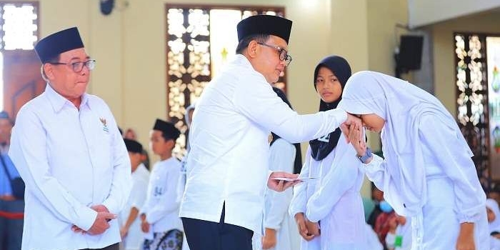 capaian-iks-jatim-2023-naik-pj-gubernur-jatim-didukung-2-manifestasi-kesalehan-sosial