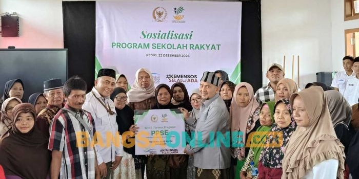 anggota-dpr-ri-ini-sosialisasikan-program-sekolah-rakyat-di-kediri