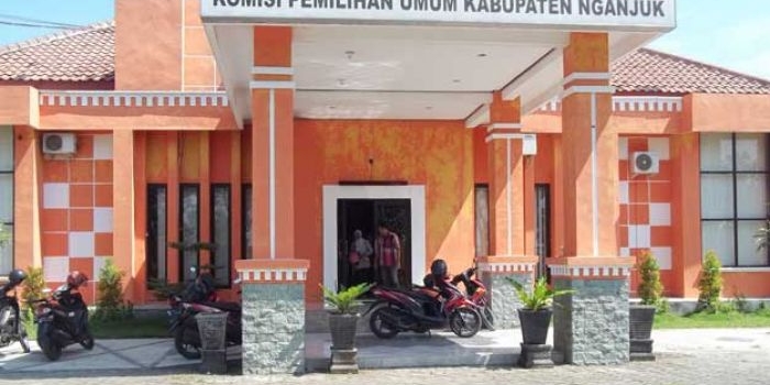 Kantor KPU Nganjuk. foto: BAMBANG DJ/ BANGSAONLINE