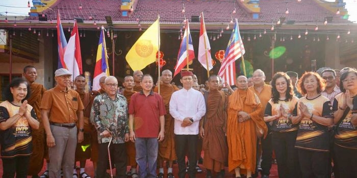 wakil-wali-kota-pasuruan-lepas-rombongan-walk-for-peace-2026