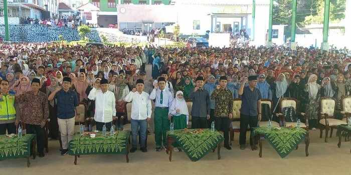 2-500-siswa-ikuti-try-out-tka-di-ponpes-amanatul-ummah-ini-pesan-bupati-mojokerto