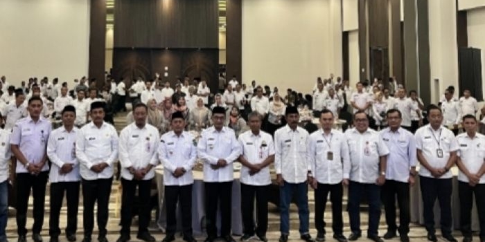 bupati-pamekasan-perkuat-sinergi-lewat-forum-dialog-bersama-perangkat-desa-dan-lurah