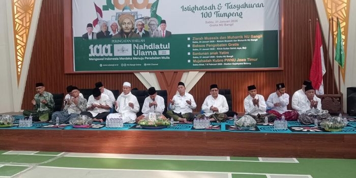 rayakan-1-abad-nu-pcnu-bangil-gelar-istighosah-kubro-dan-kenduri-100-tumpeng