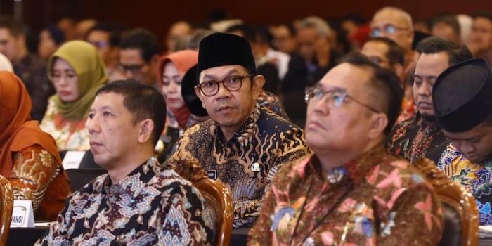 wali-kota-batu-hadiri-rakor-pengamanan-mudik-lebaran-2025-bersama-forkopimda-jawa-timur