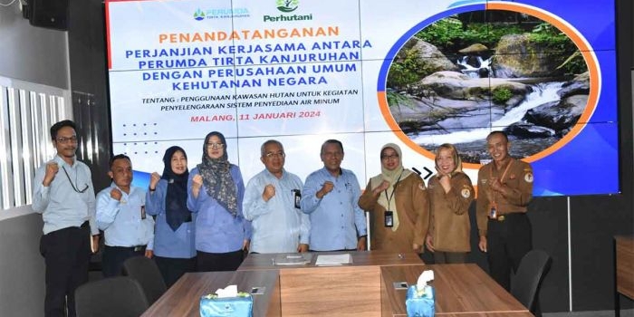 perumda-tirta-kanjuruhan-jalin-kerja-sama-dengan-perum-perhutani