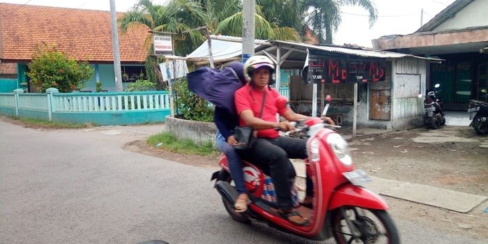 Warkop yang menjadi lokasi tawuran antar warga.