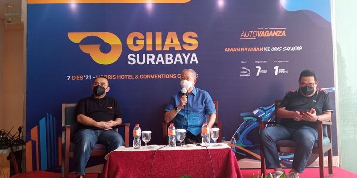 Suasana saat konferensi pers GIIAS Surabaya 2021.