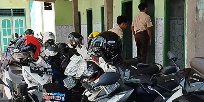 kepala-man-1-pamekasan-sebut-pemberlakuan-tarif-toilet-di-tahun-2018