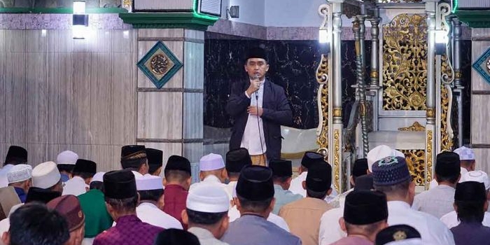 rayakan-idulfitri-1447-h-wali-kota-pasuruan-ajak-masyarakat-tetap-jaga-hawa-nafsu-dan-kesederhanaan
