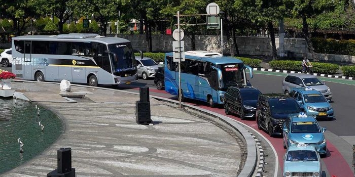 bluebird-catat-pendapatan-rp57-triliun-sepanjang-2025