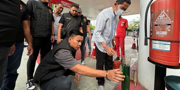 sidak-spbu-satreskrim-polres-tuban-pastikan-kualitas-bbm-aman