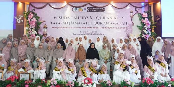 wisuda-tahfidzul-quran-ke-10-santri-ra-rutaba-sukun-yayasan-hamalatul-quran-amanah-kota-malang