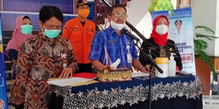 Gugus Tugas Percepatan Penanganan Covid-19 Kabupaten Sampang saat merilis jumlah pasien terpapar Corona.