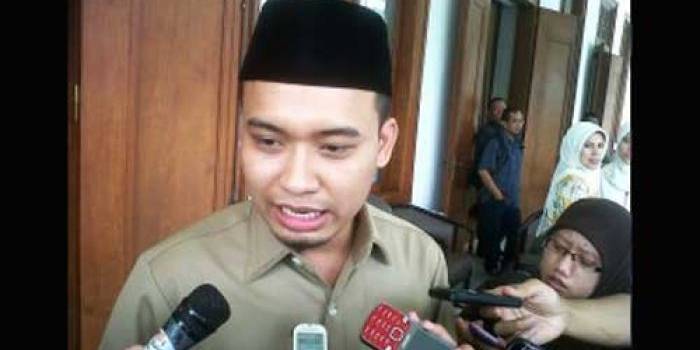 Bupati Bangkalan Makmun Ibnu Fuad (Ra Momon). Foto: moneter.com
