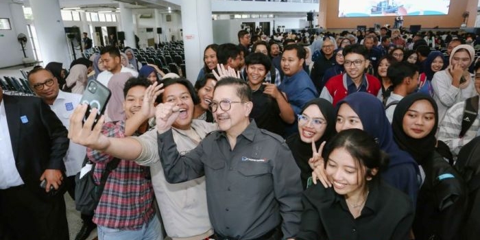 kuliah-umum-di-its-presdir-freeport-peran-penting-mahasiswa-di-perkembangan-dunia-pertambangan