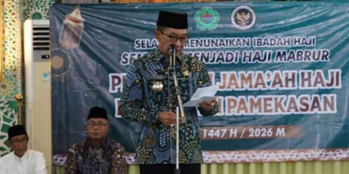 Bupati Pamekasan saat memberi sambutan.