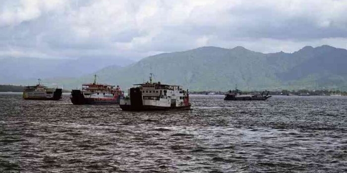 bmkg-maritim-tanjung-perak-prediksi-gelombang-capai-25-4-meter-hingga-27-desember