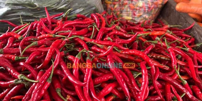 fluktuasi-harga-sembako-jatim-19-ramadan-2026-rawit-turun-rp1-100-cabai-besar-keriting-naik-tipis