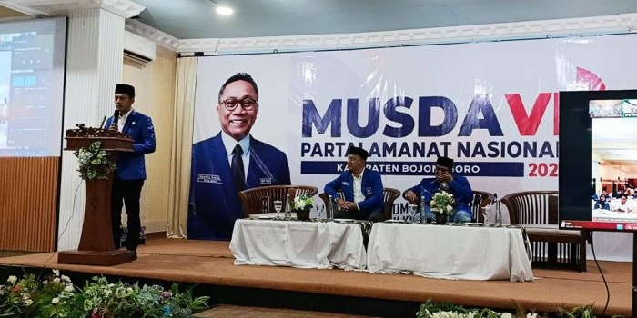 lasuri-kembali-dipercaya-pimpin-dpd-pan-bojonegoro