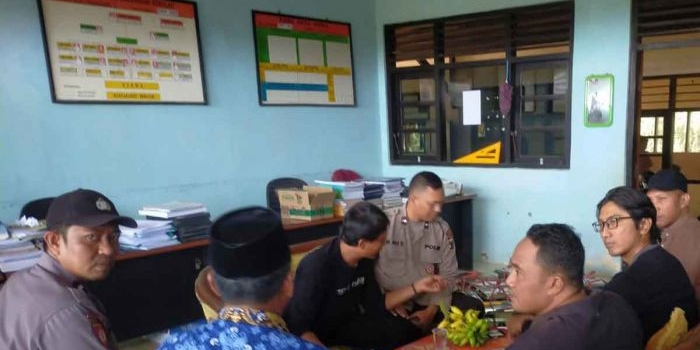 diduga-keracunan-mbg-siswa-sdn-pasanggar-1-pamekasan-diperiksa-polisi