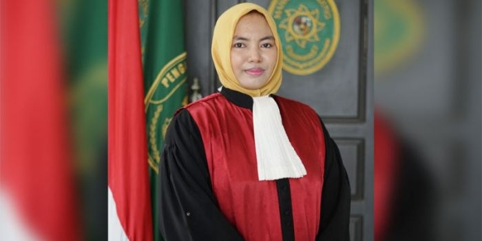 Yuklayushi Hakim Muda asal Kota Salak, Bangkalan.