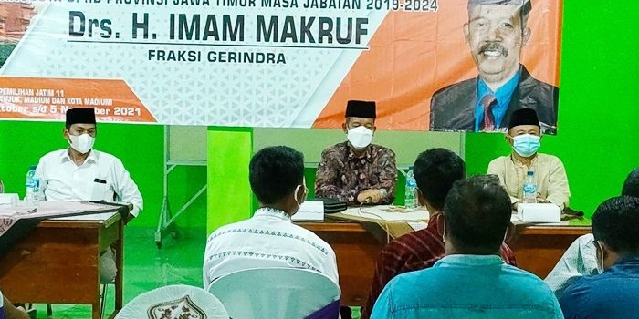 Drs. H. Imam Makruf, M.M., Anggota DPRD Jatim Dapil XI, saat kegiatan Reses III Tahun 2021 di Desa Sumberejo, Kecamatan Geger, Kabupaten Madiun, Sabtu (30/1/2021).