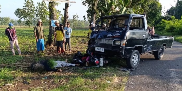pasutri-pengantin-baru-tertabrak-pikap-di-lamongan-suami-tewas-di-tkp