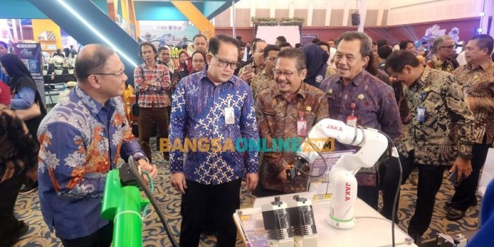 269-smk-ramaikan-expo-expose-smk-hebat-2026-yang-digelar-dindik-jatim