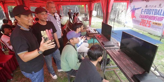 fasilitasi-minat-dan-bakat-pemuda-di-bidang-e-sport-forwas-gelar-e-football-championship-2025