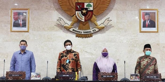 Wali Kota Kediri Abdullah Abu Bakar, Ketua DPRD Gus Sunoto, beserta Wakil Ketua DPRD Firdaus dan Katino. foto: ist?.