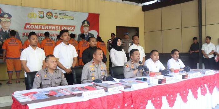 polresta-sidoarjo-ungkap-kasus-penjualan-data-pribadi-untuk-judol-transaksi-tembus-rp5-miliar