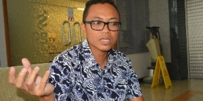 BERI PENJELASAN-  Manager Humas PGN SBU Wilayah Distribusi II Krisdyan Widagdo Adhi. foto : yuli/BangsaOnline