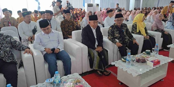 pinang-kiai-asep-jadi-anggota-dewan-pendidikan-mendikdasmen-jika-ditolak-sakitnya-tuh-di-sini