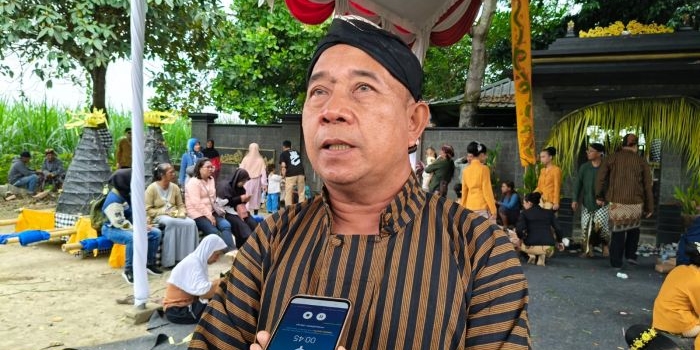 pemdes-sukorejo-kediri-gelar-tradisi-kirab-pusaka-ke-situs-calon-arang