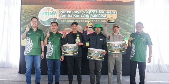 dukung-swasembada-pangan-petrokimia-gresik-gelar-lomba-kentang-raksasa-di-dieng-raya