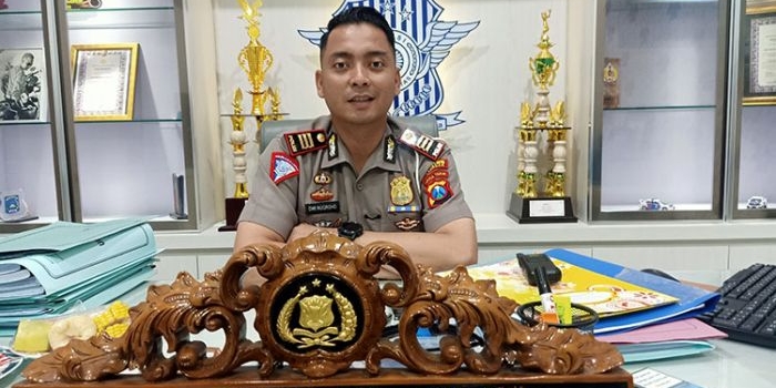 Kasat Lantas Polres Pasuruan, AKP. A. R. Dwi Nugroho, S.H., S.I.K. (foto: ANDY F/BANGSAONLINE).