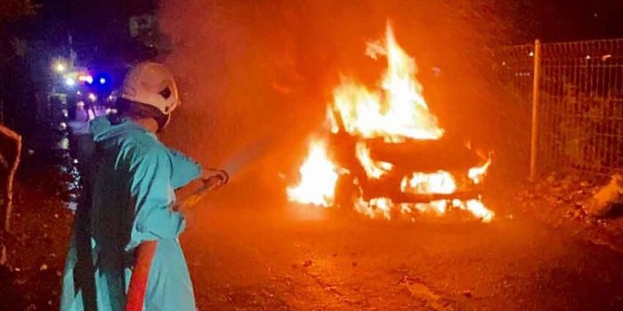 honda-hrv-terbakar-di-sukolilo-polisi-ungkap-penyebabnya