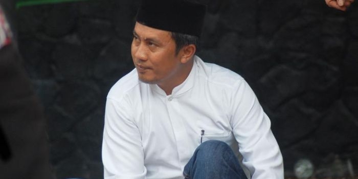 Puryono usai mendaftar di DPC PKB Trenggalek. foto: HERMAN/ BANGSAONLINE
