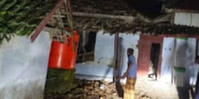 ledakan-gegerkan-warga-kandangan-kediri-diduga-dari-paket-booster-kelengkeng