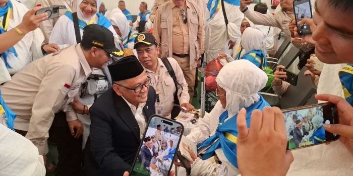 menhaj-gus-irfan-pimpin-kedatangan-amirulhaj-gelombang-kedua-di-jeddah