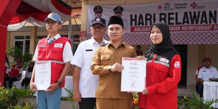 hari-relawan-2026-bupati-mojokerto-apresiasi-dedikasi-relawan-pmi