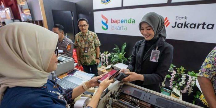 Layanan pembayaran PKB atau Pajak Kendaraan Bermotor di Jakarta Fair.