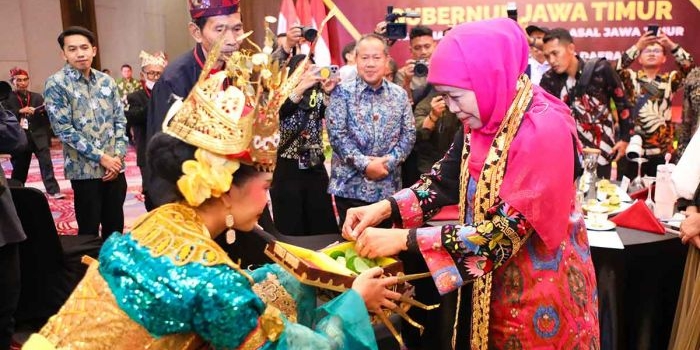 gubernur-khofifah-ajak-warga-jatim-di-lampung-jadi-teladan-harmoni-dan-pelestari-budaya